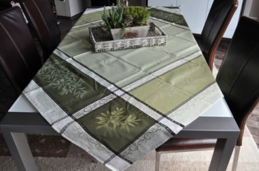 Tischwäsche und Tischaccessoires