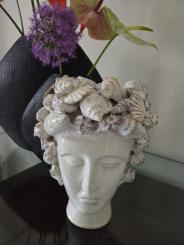 Frauenbüste Vase Kopf mit Muscheln Keramik Handarbeit 25 cm 
