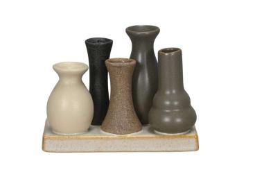 Vasen auf Platte Steingut Deko 