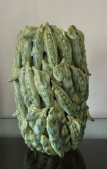 Vase Erbsenschote Keramik grün 31 cm Designer Vase handgefertigt 