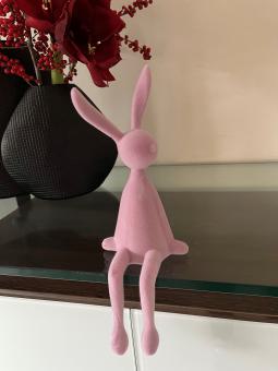 Kantenhocker Hase flieder Velours Samtoptik 37 cm 